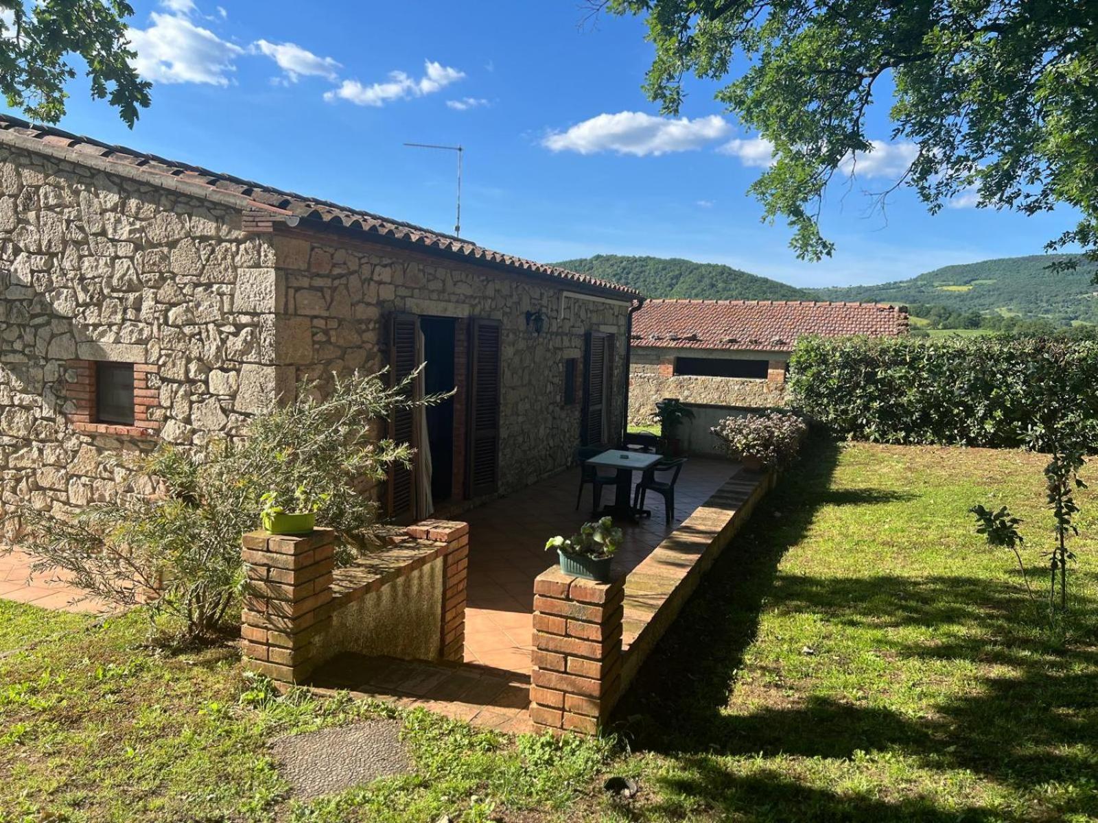 Agriturismo La Castellina Saturnia Exterior foto