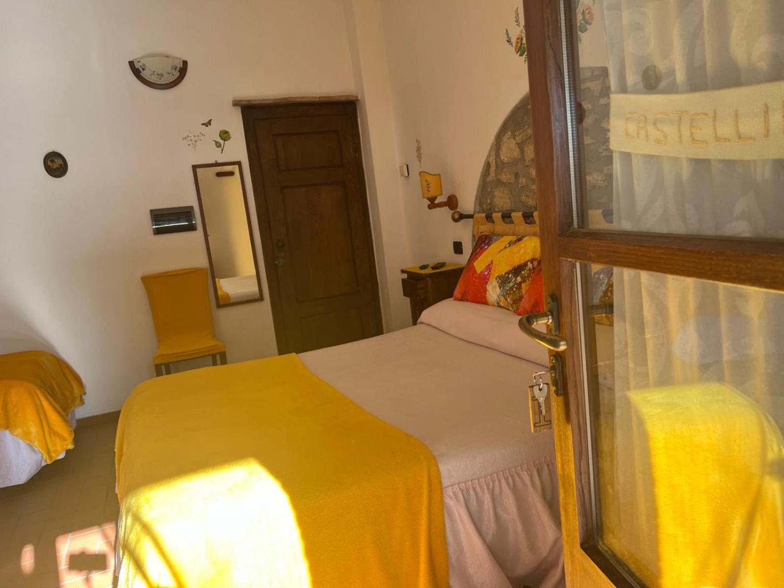 Agriturismo La Castellina Saturnia Exterior foto